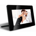 Digital Picture Frame w/ Gloss Finish & 7" Screen